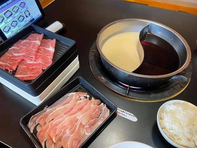 しゃぶしゃぶ 銀の鍋 出雲南店 - サブ画像1