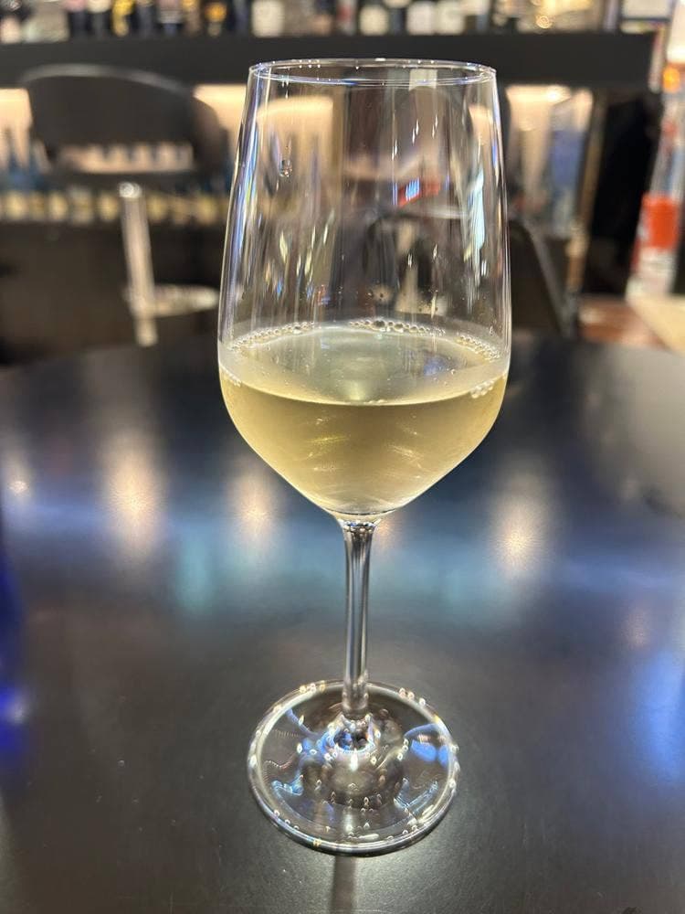 World Wine Bar by Pieroth 新千歳空港店