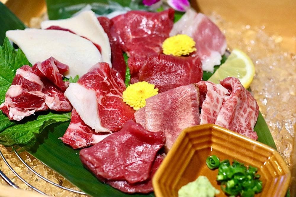 馬肉と日本酒 生肉専家 たてがみ 今池駅前店