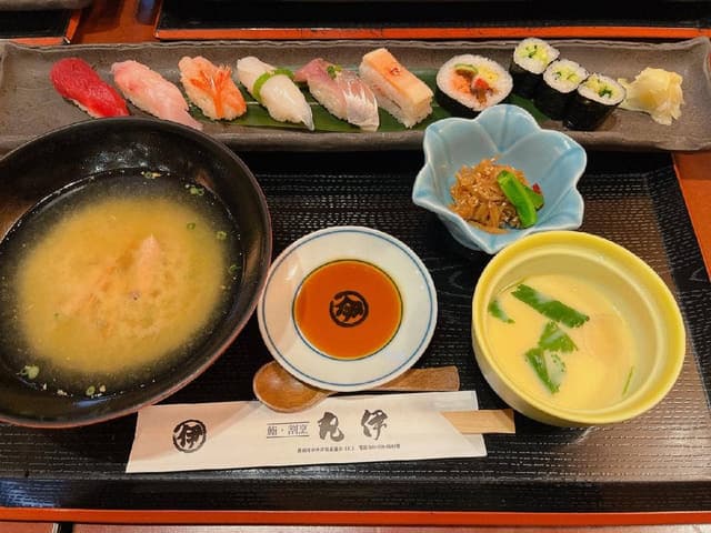 鮨・割烹 丸伊 - サブ画像3