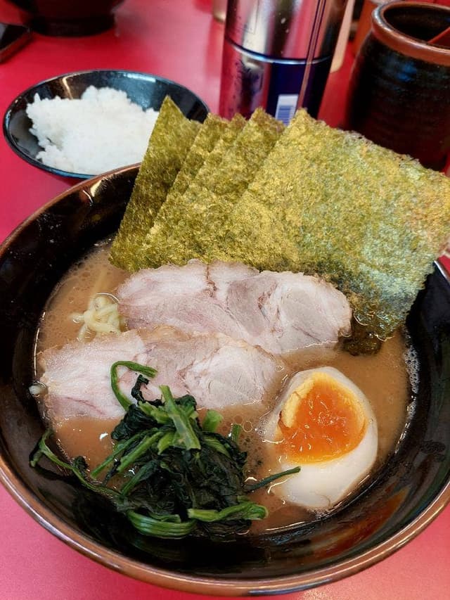 横浜らーめん 山本家 - サブ画像1