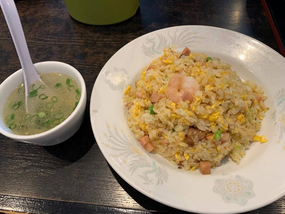 ファミリーレストラン デリシャス