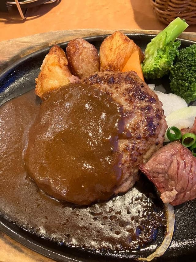 ステーキのどん 的場店 - サブ画像1
