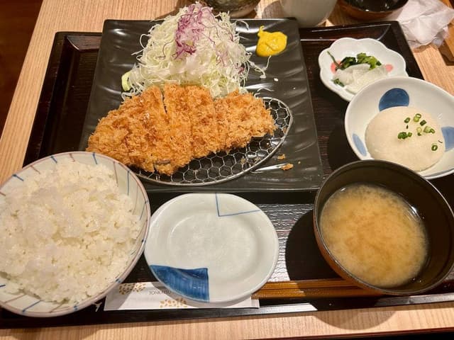 とんかつ和幸 匠庵 伊勢丹新宿店 - サブ画像1