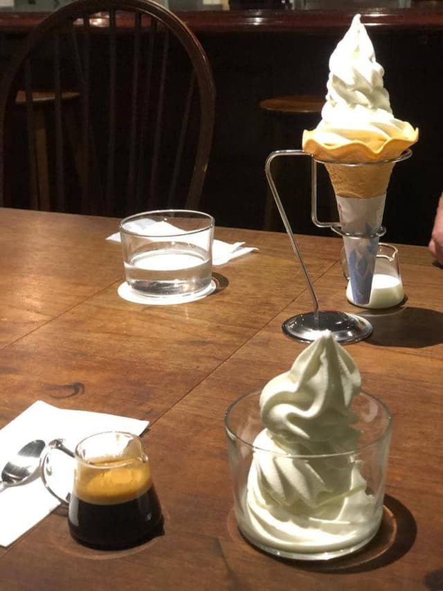 ライブラリーカフェ 七竈珈琲館 登別万世閣 - サブ画像2