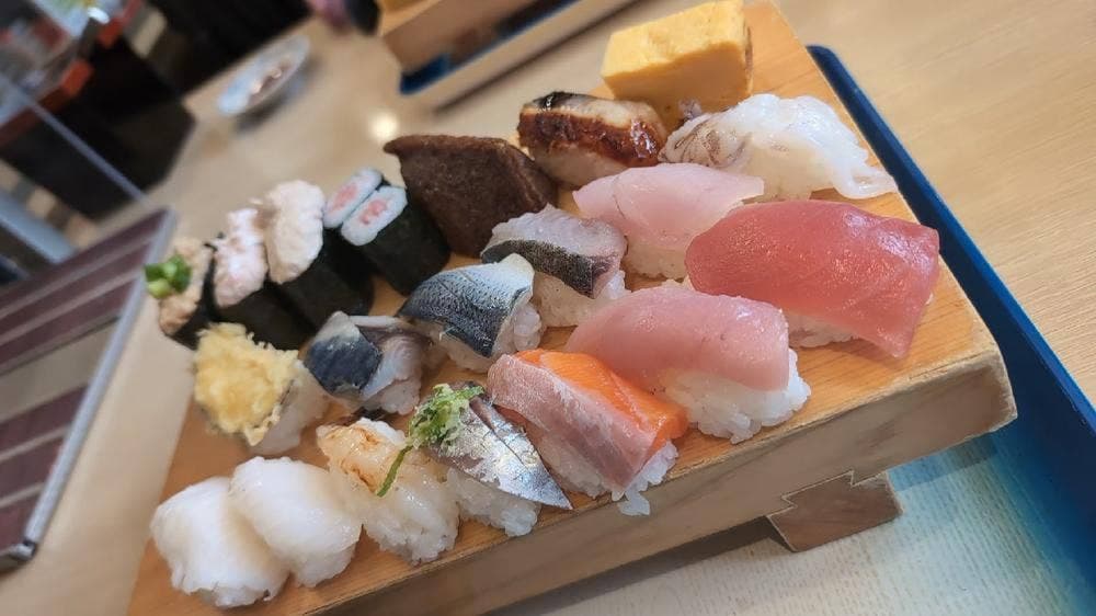 回転鮨魚がし