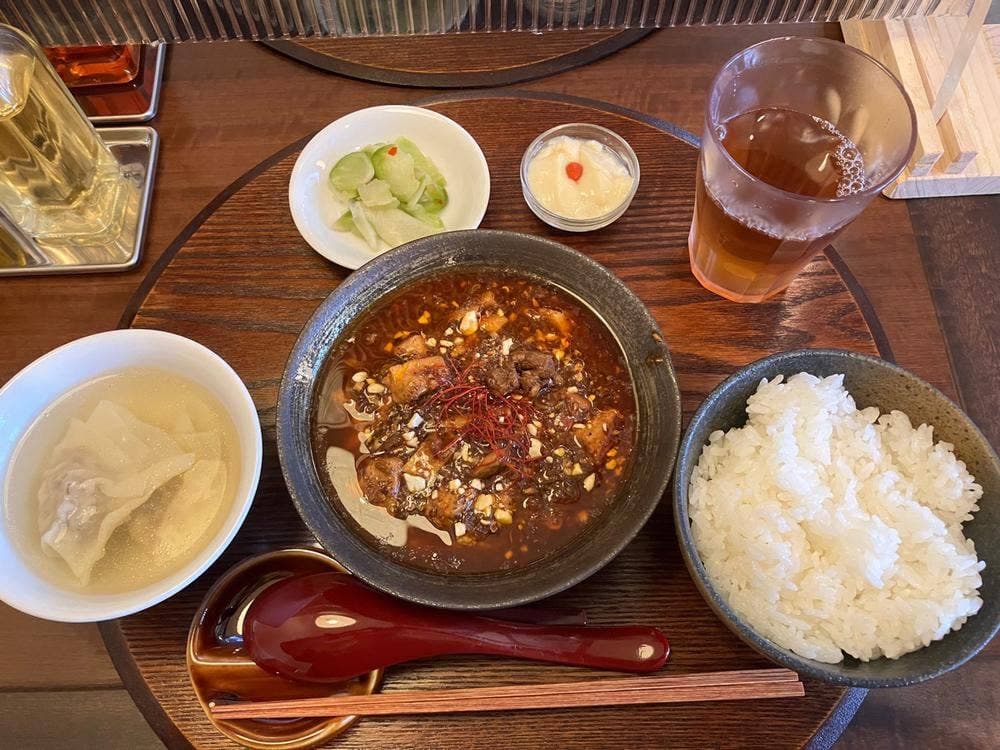 麻婆豆腐専門店 しびれや