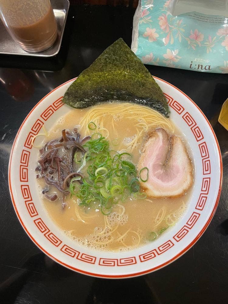博多長浜らーめん 六角堂 淵野辺本店