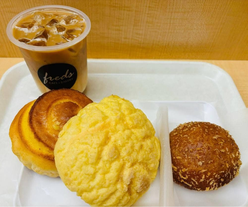 フレッズカフェ梅田店