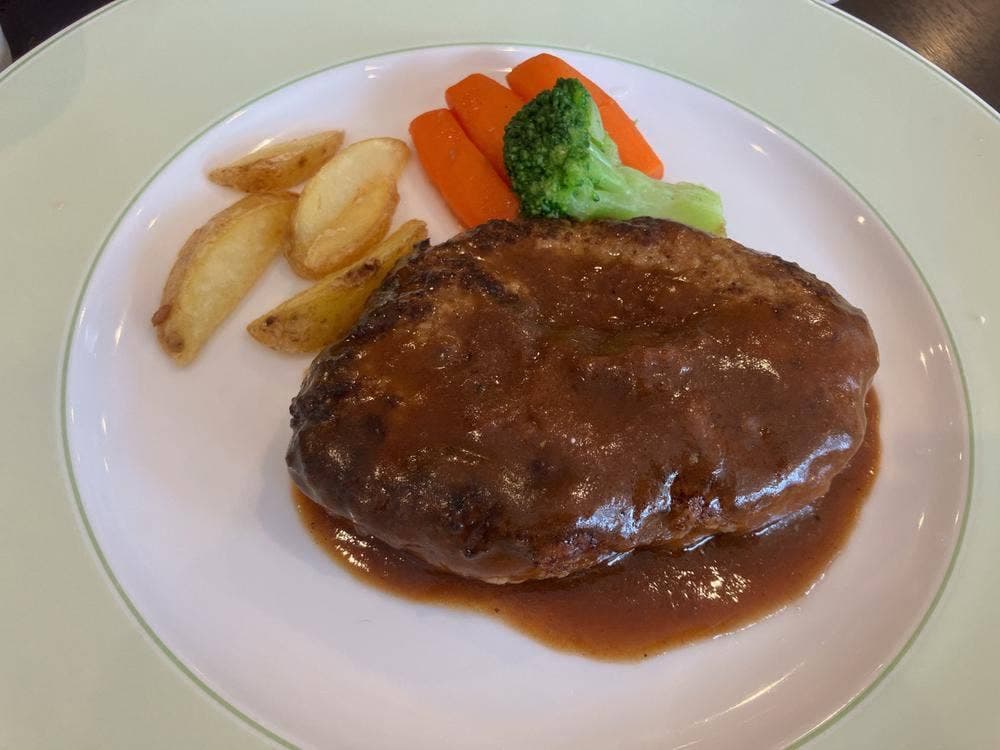 ルミエ・アターブル