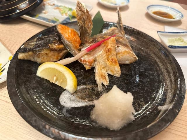桃太郎すし練馬店 - サブ画像1