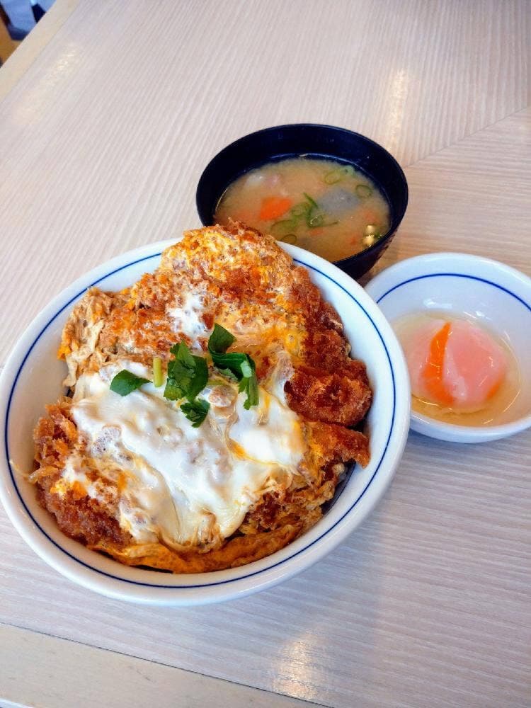 かつや 福岡インター店