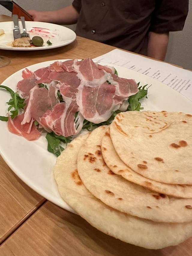 アデッソ - サブ画像2