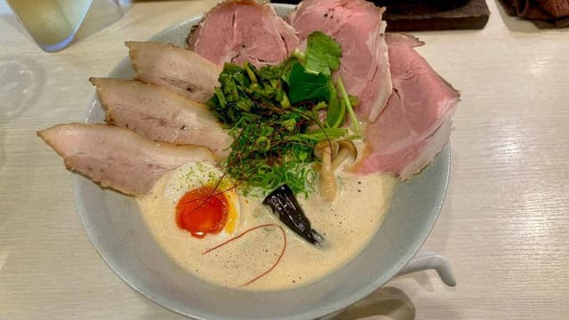 鶏と魚介らぁ麺 komugi - サブ画像3