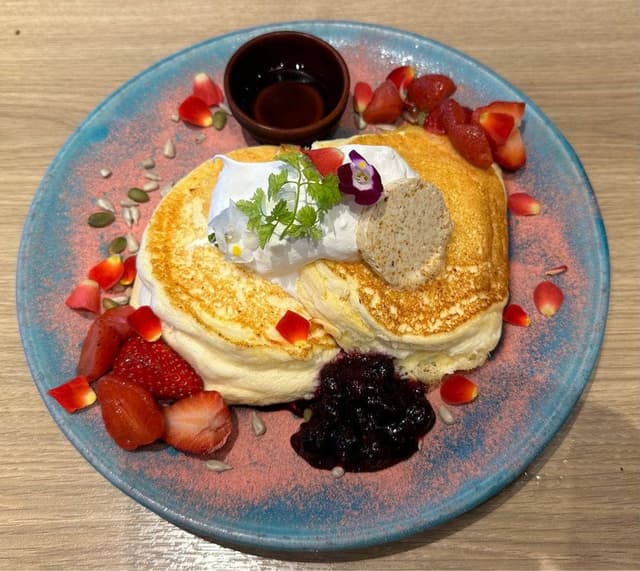 ALL DAY CAFE AND DINING The Blue Bell - サブ画像1
