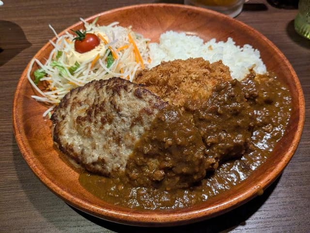 びっくりドンキー 江坂店 - サブ画像1