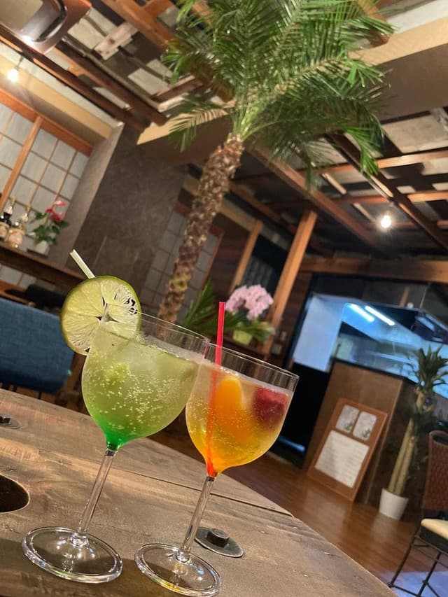 ラフなBAR 4+4* - サブ画像1