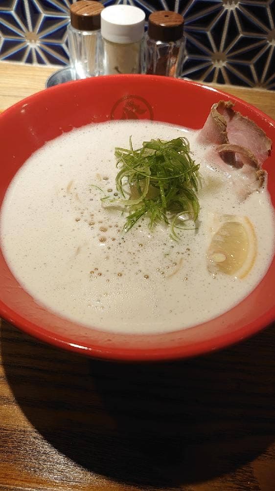 もも焼きト酒 おがた