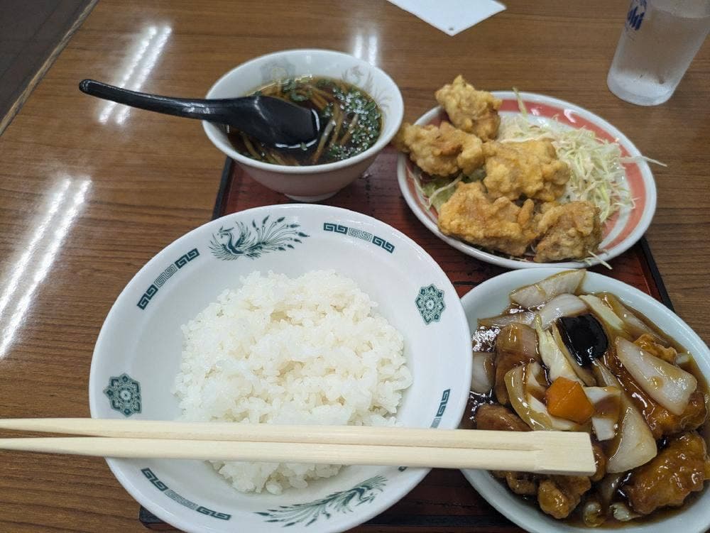 中華料理 共栄飯店