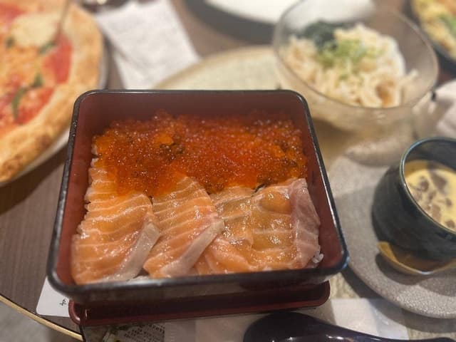 SUSHIBAR 華美 - サブ画像2