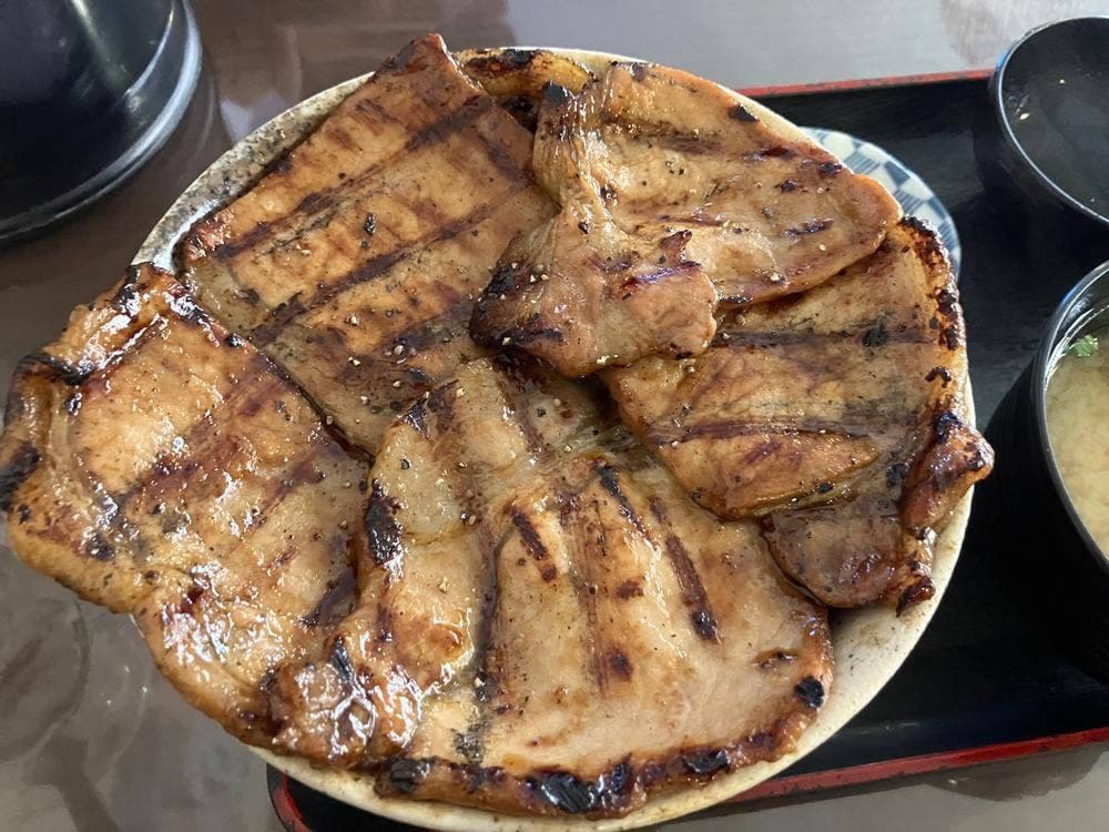 ぶた野家