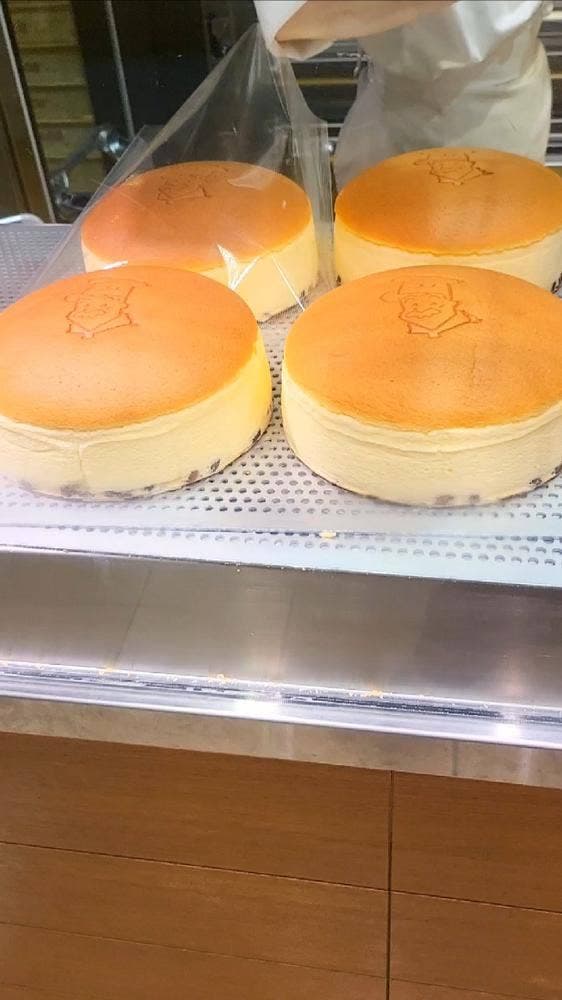 りくろーおじさんの店 アリオ八尾店