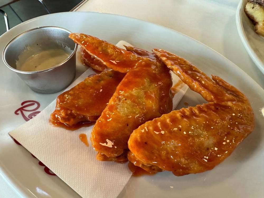 REDS’ BURGER DINER