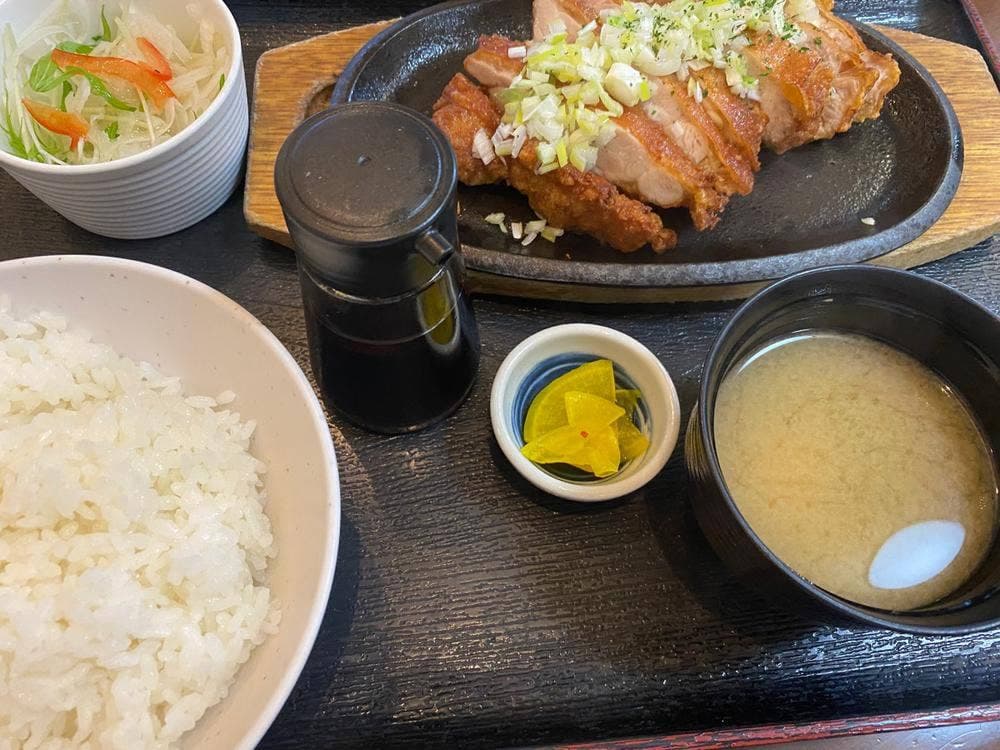 カフェレストランかど