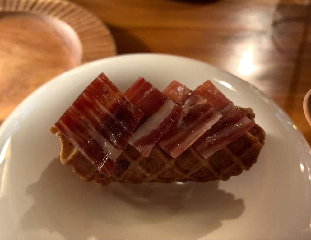 小さな料理店 森乃くじら荘