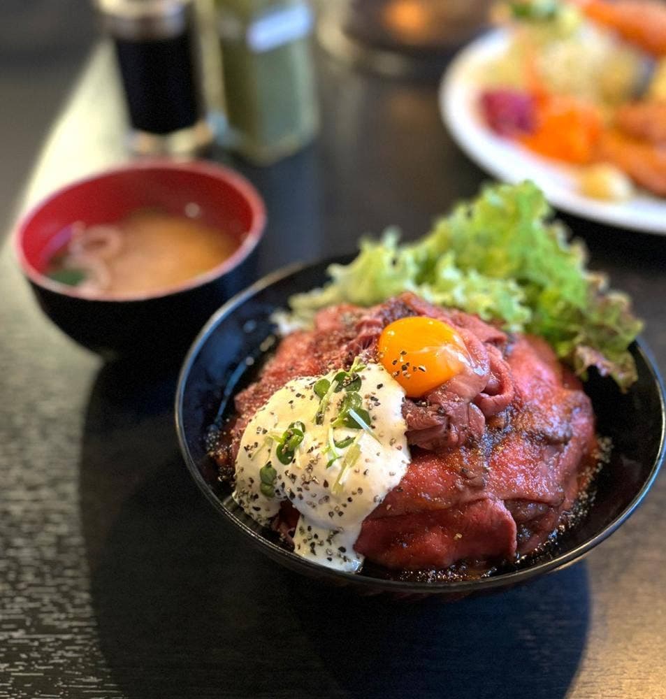 レッドロック元町店