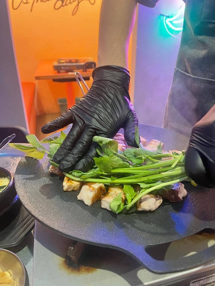 韓国料理 サムギョプサル ナッコプセ ばぶばぶ 梅田店