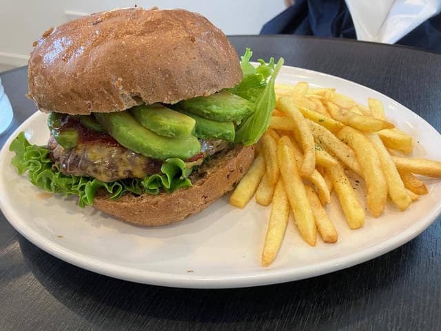 UNDER BURGER - サブ画像1