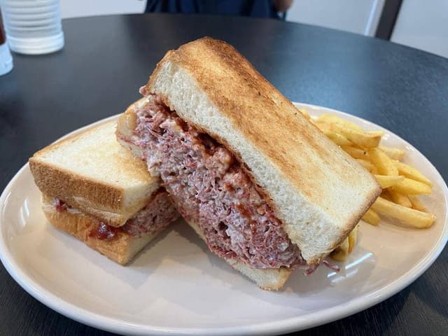 UNDER BURGER - サブ画像2