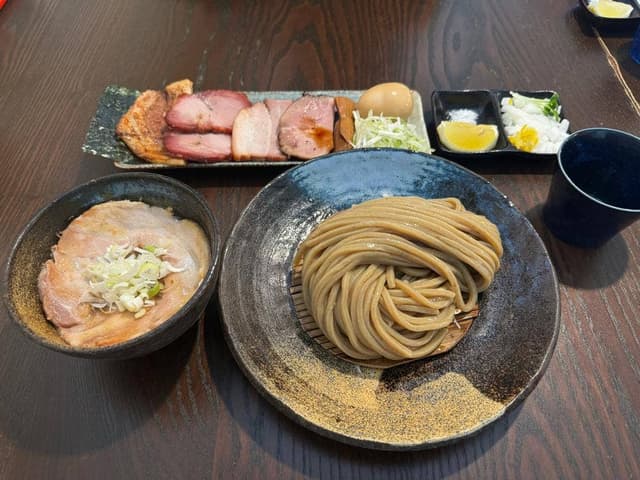 麺屋みつば+クローバー本店 - サブ画像3