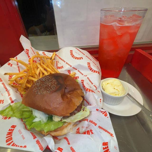 サニーダイナー 本店 - サブ画像3