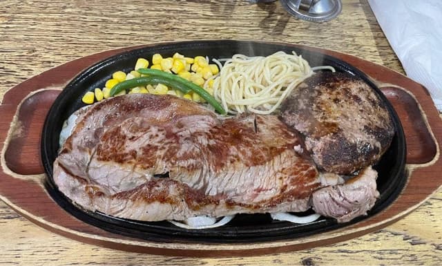 モンスターグリル 恵比寿店 - サブ画像1