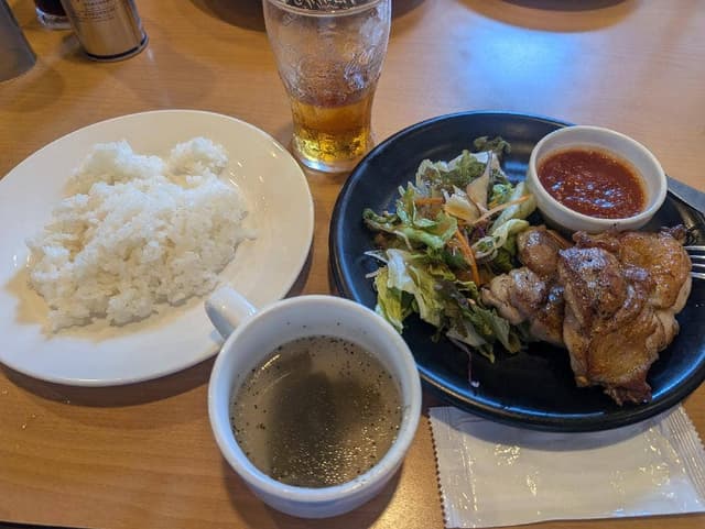 Cafe レストラン ガスト 北千住駅東口店 - サブ画像1