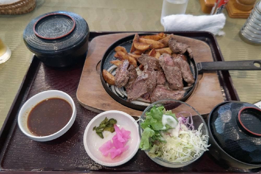 隨縁カントリークラブ レストラン