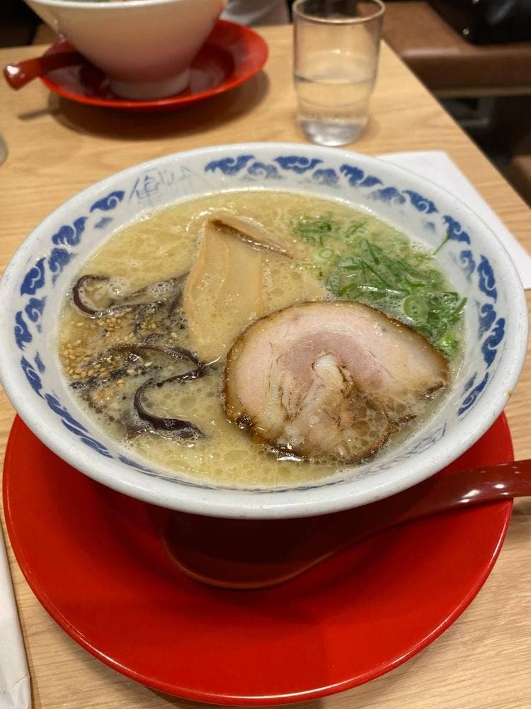 九州らーめん 亀王 西中島店