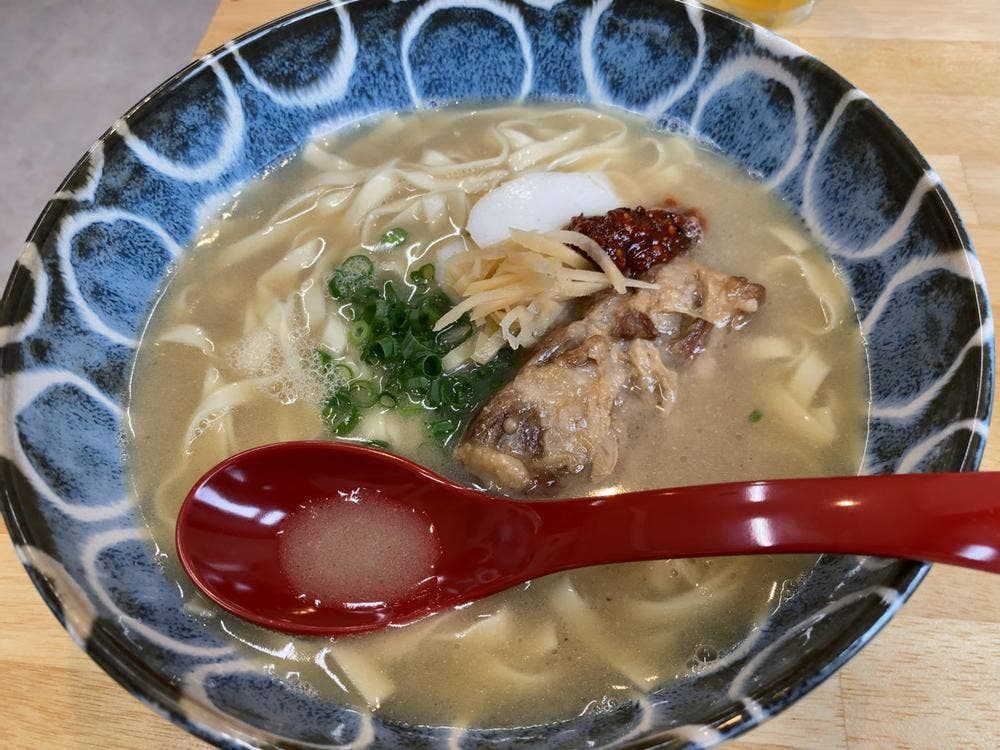 沖縄そば くいな