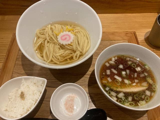 鶏と鮪節 麺屋 勝時 - サブ画像1