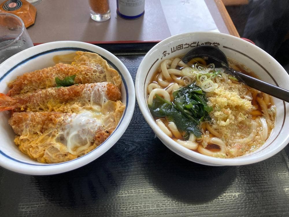 山田うどん 大宮中川店