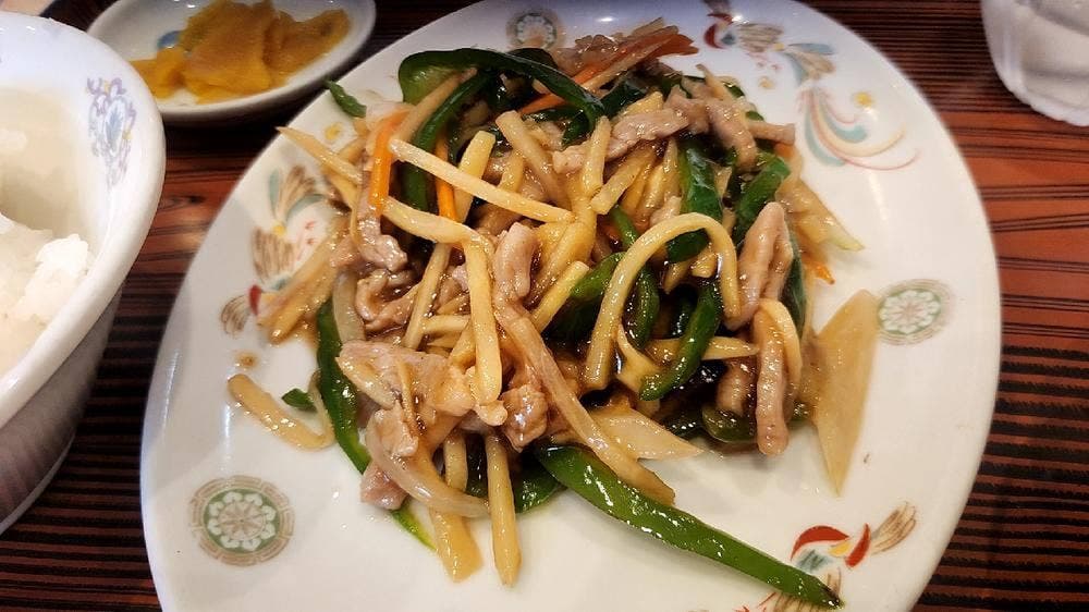 中華料理八起平沼店