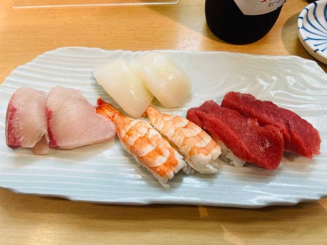 すし政 東店 - サブ画像1