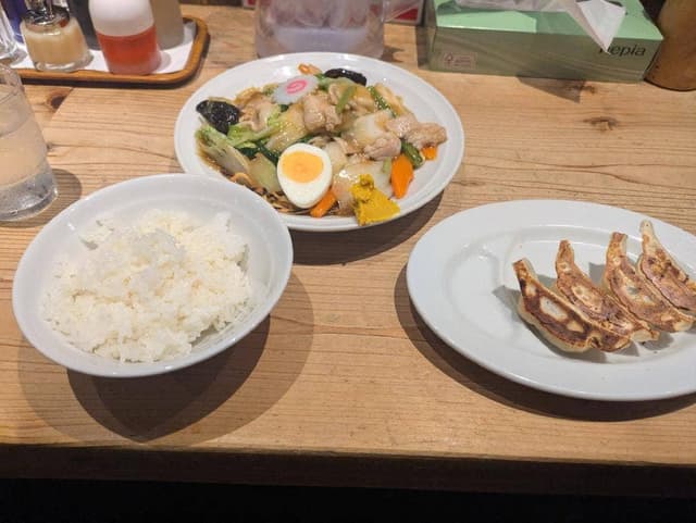 ラーメン餃子館 小次郎 歌舞伎町店 - サブ画像1