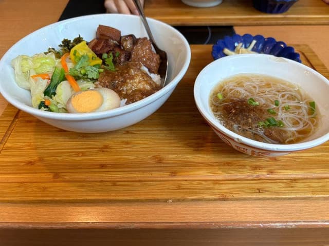 台湾担仔麺 汐留店 - サブ画像3