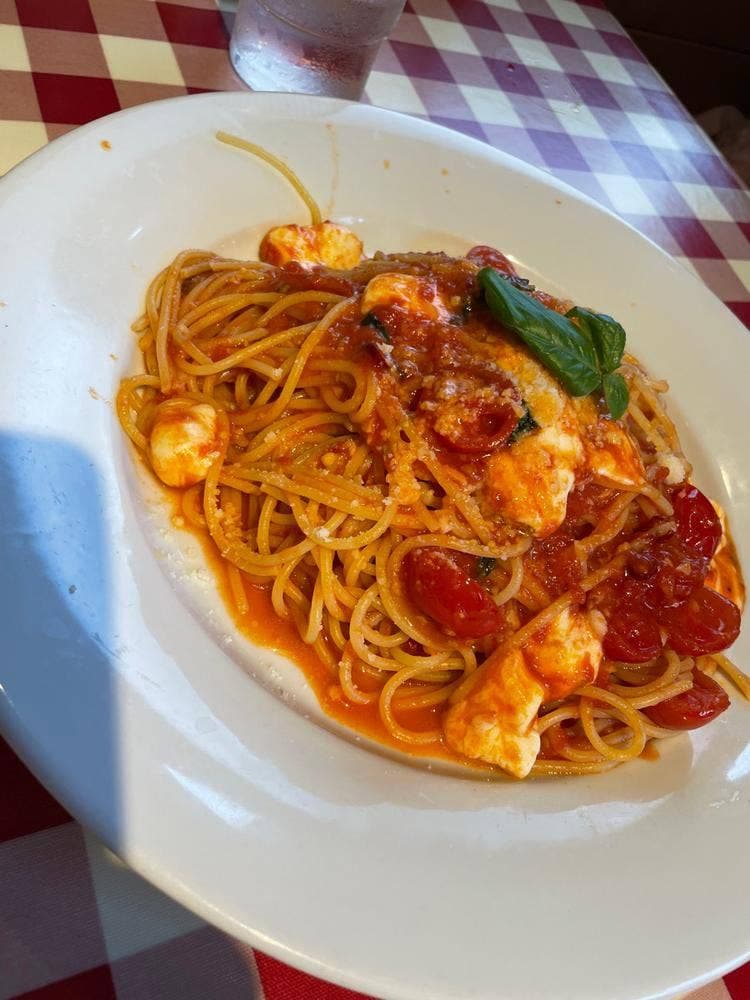 パスタナポレターナ 松戸六実店