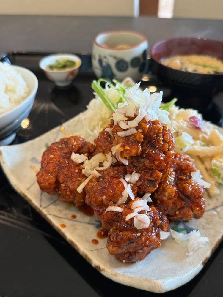 食堂ワサンボン