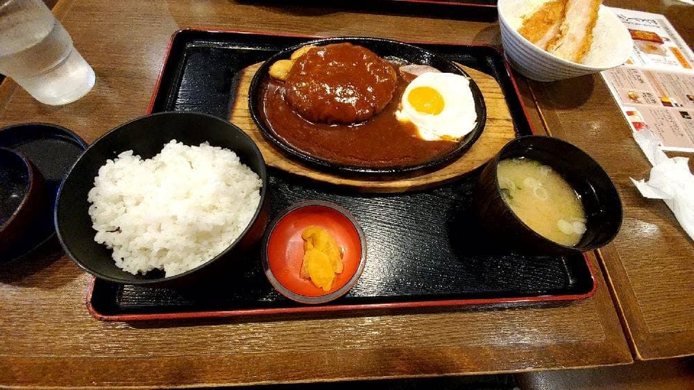 ごちそう定食や 味里 青梅新町店