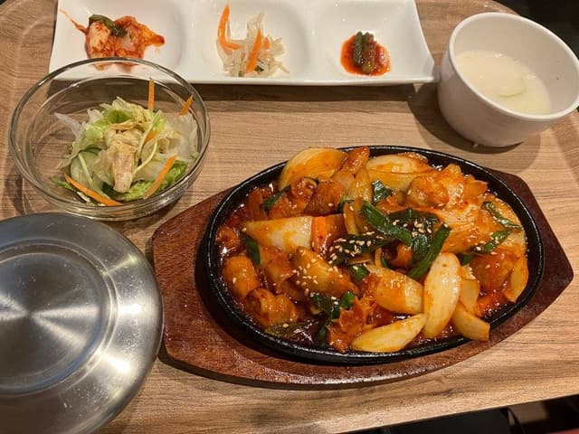 焼肉と韓国料理 慶美 - サブ画像2